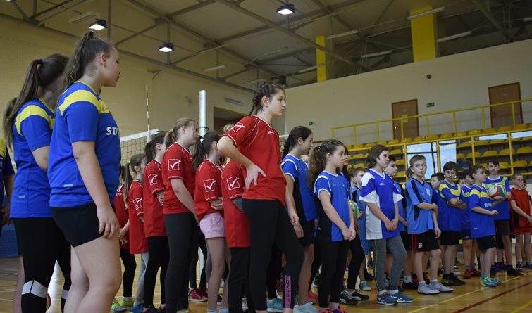 Turniej siatkówki dzieci